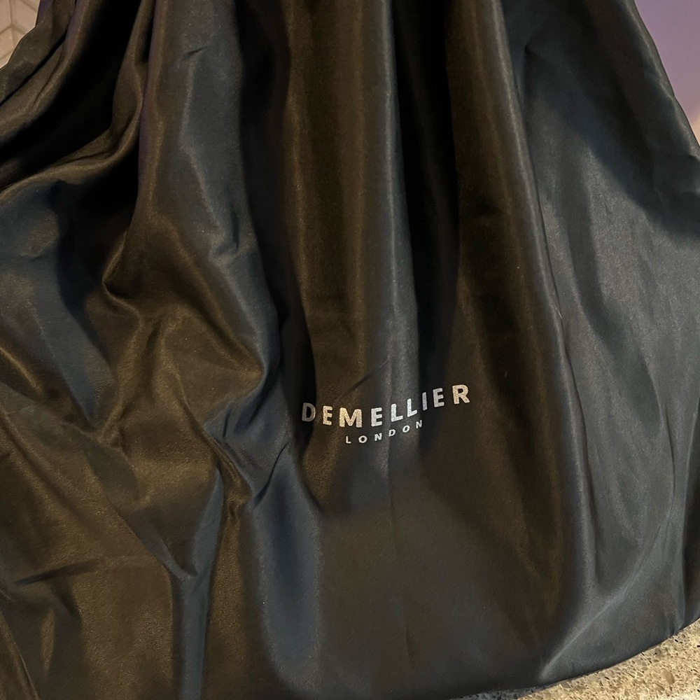 DeMellier New York Tote - Picture 4 of 8
